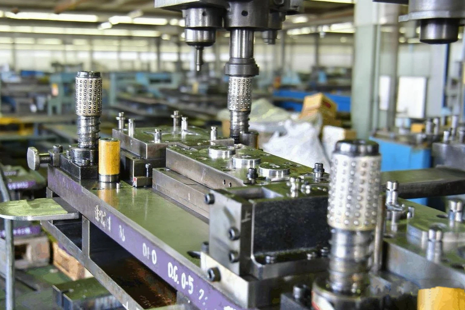 high-speed-metal-stamping-press-services high-speed-metal-stamping-press-services